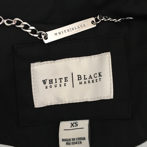 WHITE HOUSE BLACK MARKET Blazer - Picture 3 of 4